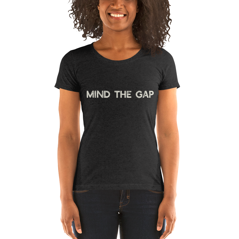Mind the gap discount t shirt women's